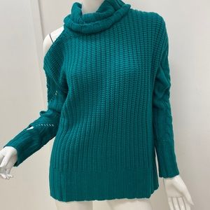 NWT Kut from the Kloth Sweater